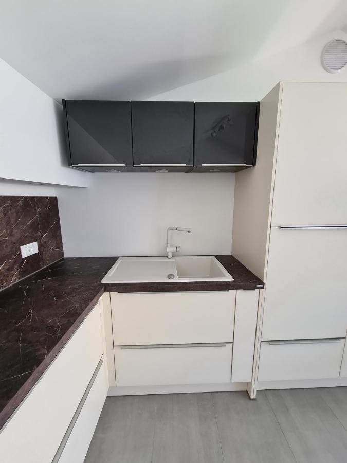 Villa Lana Valbandon Ngoại thất bức ảnh